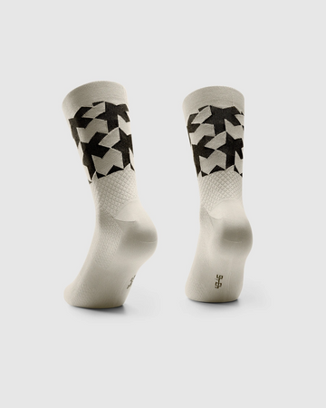 Skarpetki kolarskie Assos Monogram EVO Moon Sand